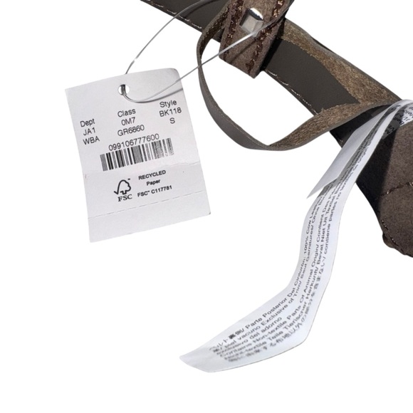 J.Crew Taupe Leather Belt Brass Buckle Classic Minimal Size Small 26”-30” waist - Picture 5 of 7